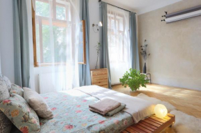 Quiet apartment in an attractive area